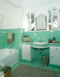 1930's Mint Green Retro Bathroom